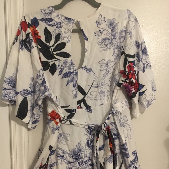 Medium Motherhood Maternity Top - Picture 2 of 3